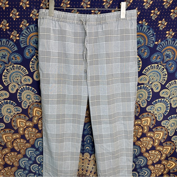 H&M grey plaid jogger pants - Picture 4 of 14